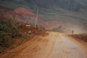 poussière route Can Cau vietnam