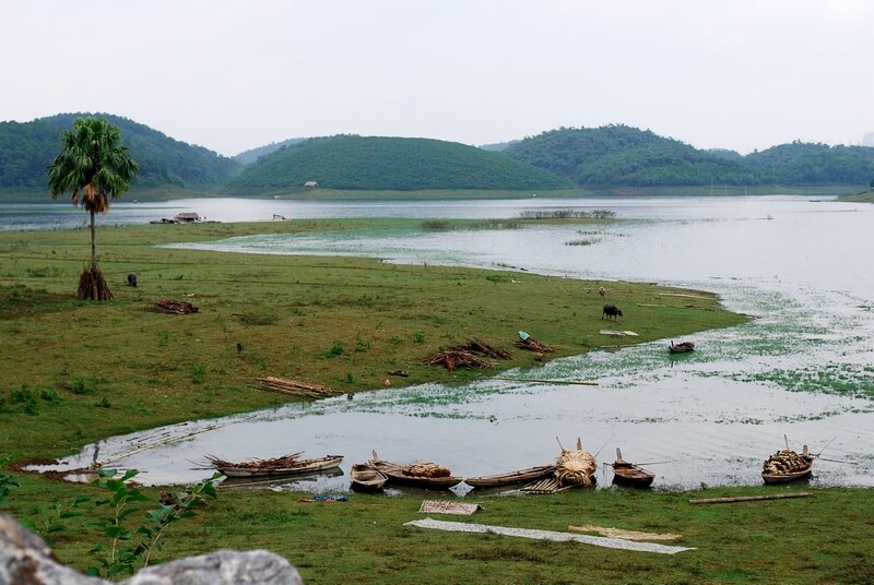 lac-Thac-Ba vietnam