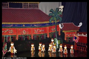 marionnettes sur l'eau  village de Bo Duong