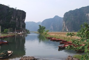 circuit 15 jours vietnam- tam coc-ninh binh -embarcadere 