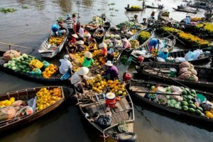 visiter le vietnam en 15 jours marché-flottant-cai-be
