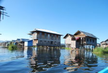 agence francophone- village flottant lac Inlé