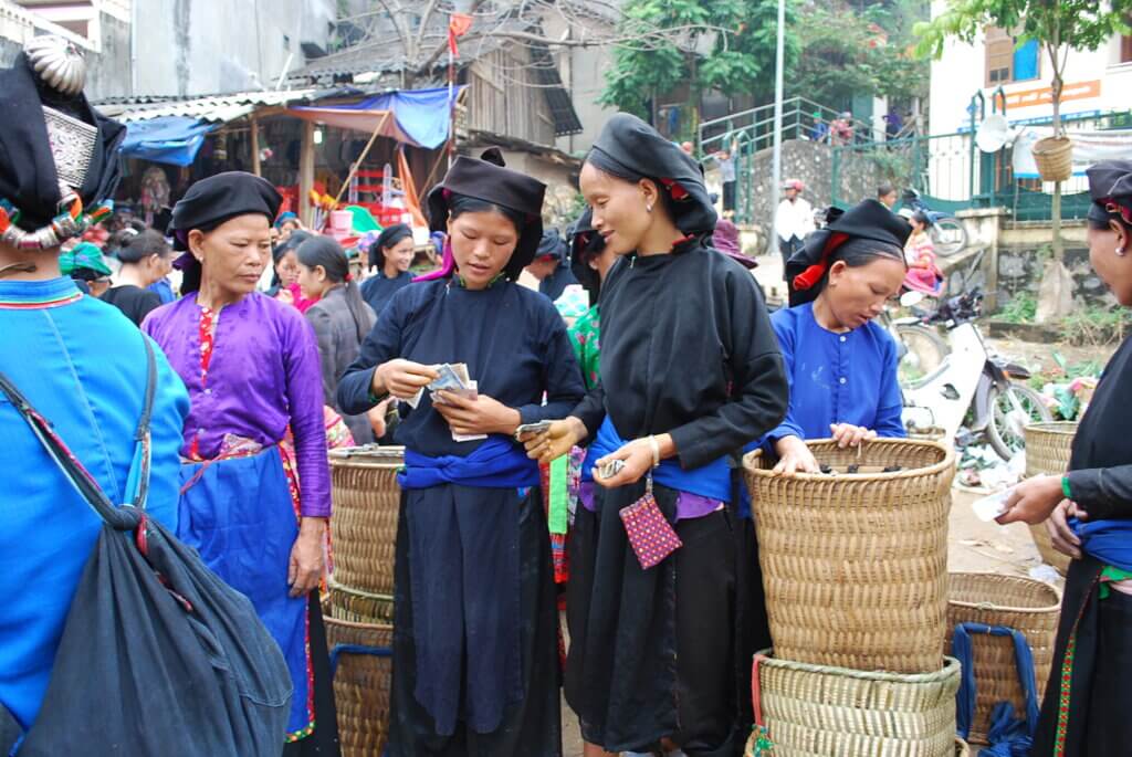 Circuit Vietnam randonnée marchés des ethnies 
